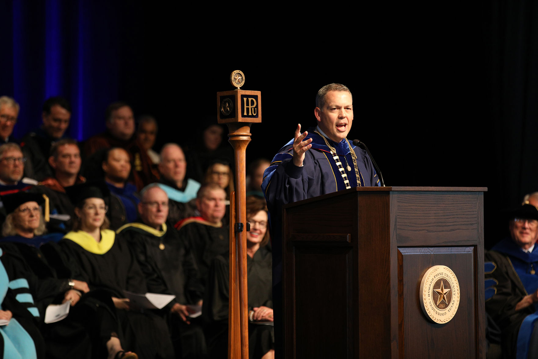 Dr. Hines delivers inauguration address.jpg